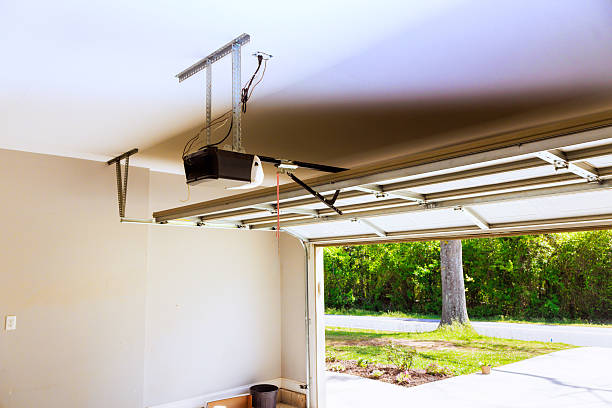 Top rated local Garage Door Panel Replacement specialists in Wind Gap, PA